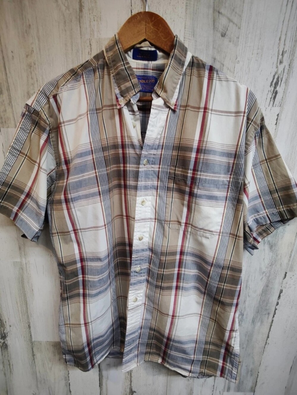 Pendleton Plaid Button Down Short Sleeve Shirt Men's Medium Oversize